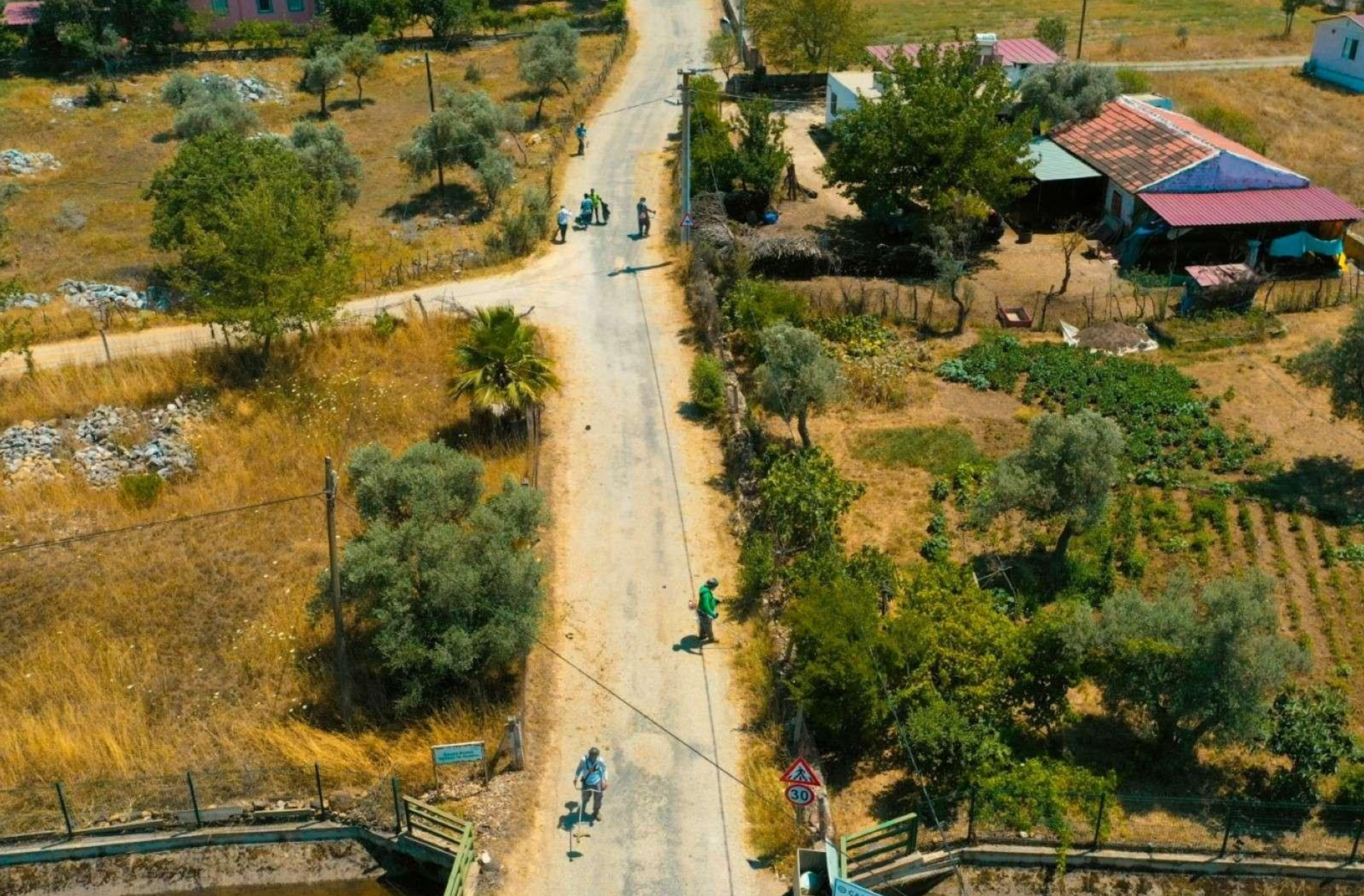 OT TEMİZLİĞİ VE BUDAMA ÇALIŞMALARI GERÇEKLEŞTİRDİK