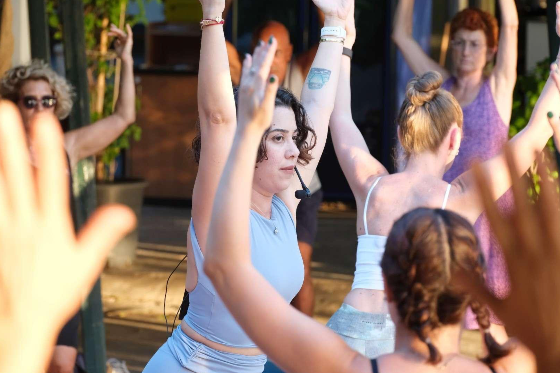 AÇIK HAVA YOGA GÜNLERİNİN İKİNCİSİ TURGUTREİS'TE GERÇEKLEŞTİRİLDİ