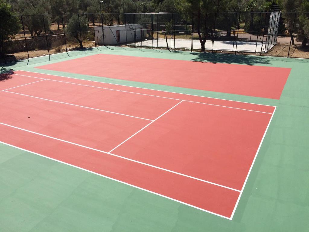 SPOR ALANLARININ DÜZENLENMESİ VE BAKIMINI YAPTIK
