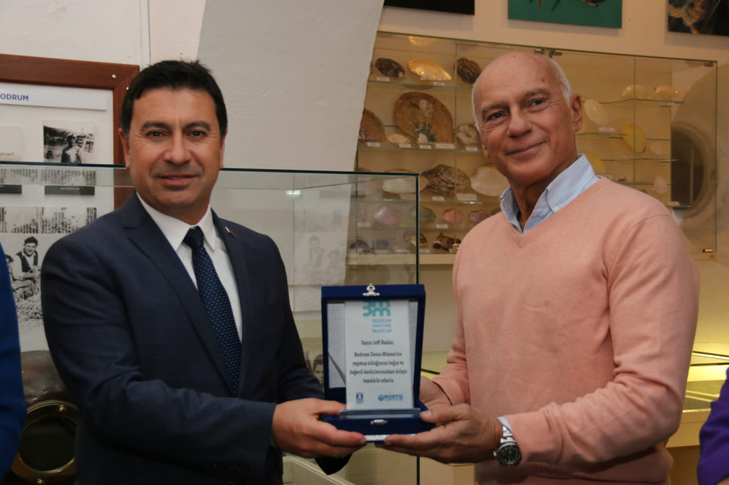 BODRUM DENİZ MÜZESİ'NE JEFF HAKKO KOLEKSİYONU'NU KATTIK