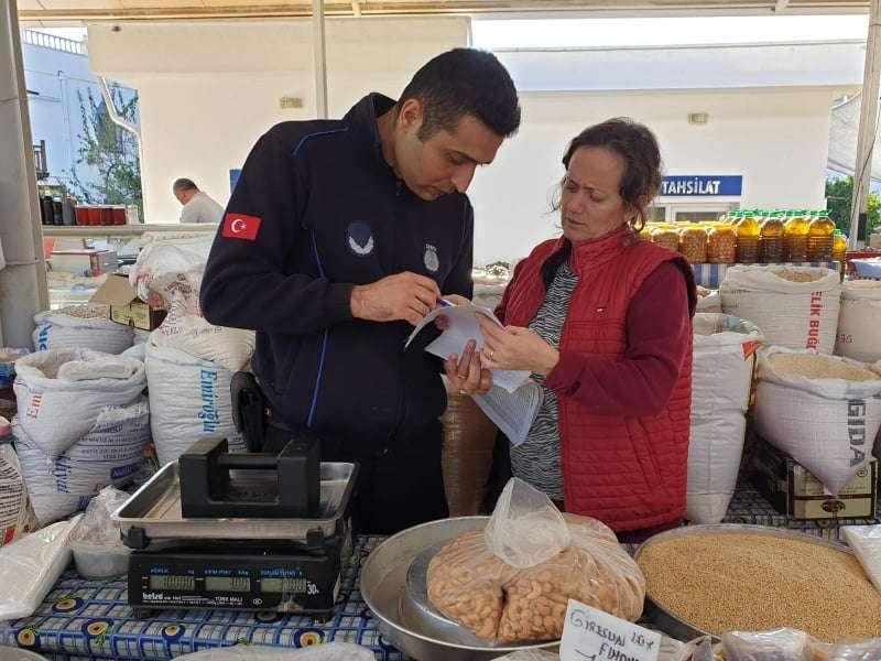 PAZAR YERLERİNDE ÖLÇÜ VE TARTI ALETLERİ DENETİMİ GERÇEKLEŞTİRDİK