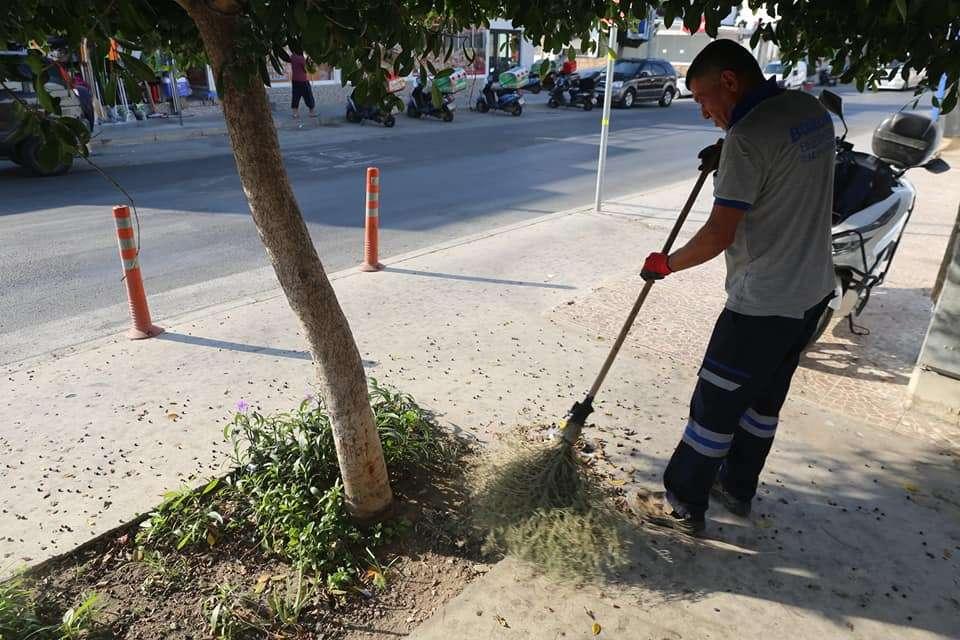 CEVAT ŞAKİR MAHALLESİNDE KAPSAMLI TEMİZLİK GERÇEKLEŞTİRİLDİ