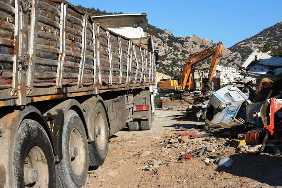 HURDA MALZEMELER GERİ DÖNÜŞÜME KAZANDIRILDI