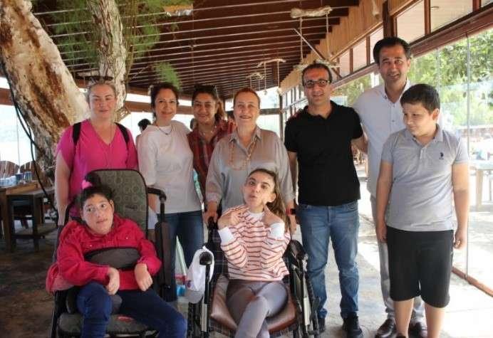 GETTING TOGETHER WITH SPECIAL INDIVIDUALS DURING DISABLED WEEK