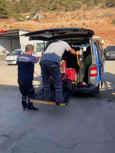 ENGELLİ VATANDAŞLARIMIZA AKÜLÜ SANDALYE BAKIM, ONARIM DESTEĞİ SAĞLIYORUZ.