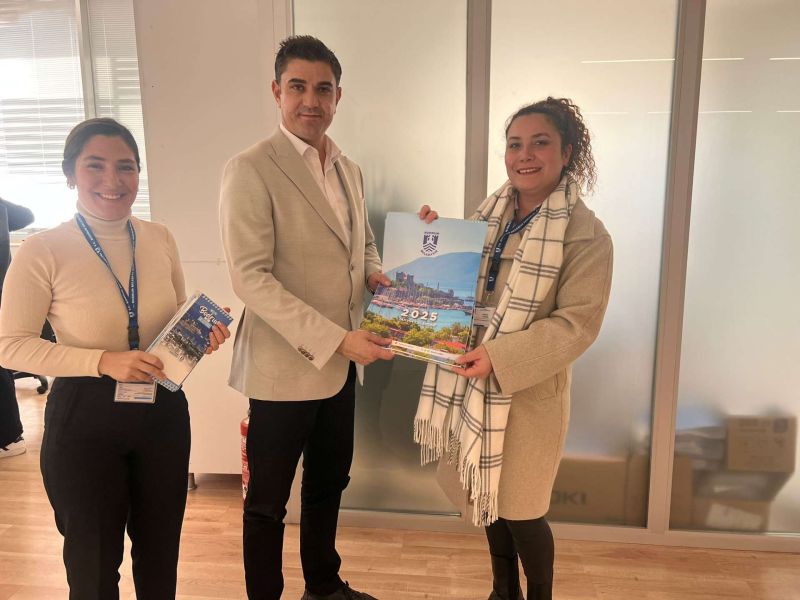 SAHA ÇÖZÜM VE KOORDİNASYON EKİBİMİZ 2025 YILI TAKVİMİ DAĞITIMINI GERÇEKLEŞTİRDİ.