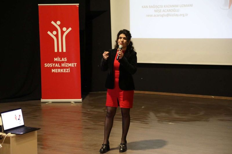 PERSONELLERE KAN BAĞIŞI VE KÖK HÜCRE İLE BAĞIMLILIK EĞİTİMİ VERİLDİ