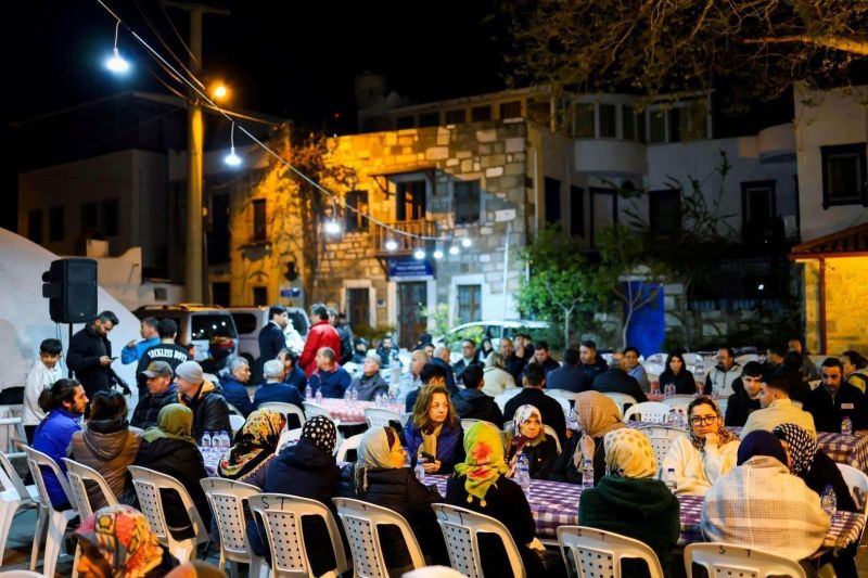 GELENEKSEL İFTAR YEMEKLERİ VE SAHUR YEMEĞİ DÜZENLEDİK