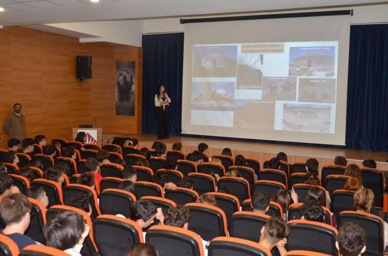 OKULLARA KÜLTÜREL MİRAS FARKINDALIK EĞİTİMİ VERİLDİ