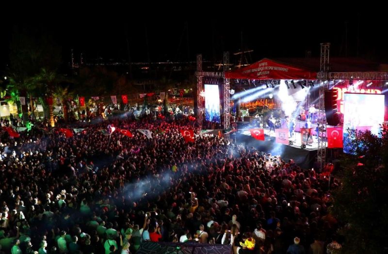 19 MAYIS GENÇLİK VE SPOR BAYRAMI COŞKUYLA KUTLANDI