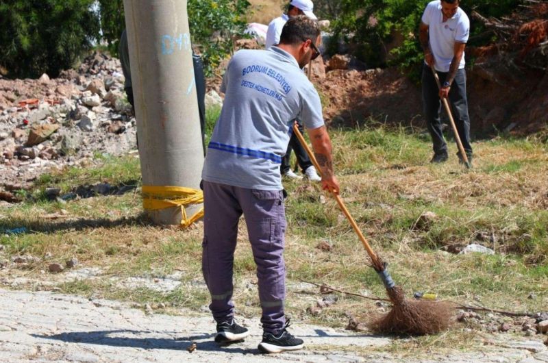 ÇEVRE TEMİZLİĞİ ÇALIŞMALARI GERÇEKLEŞTİRDİK