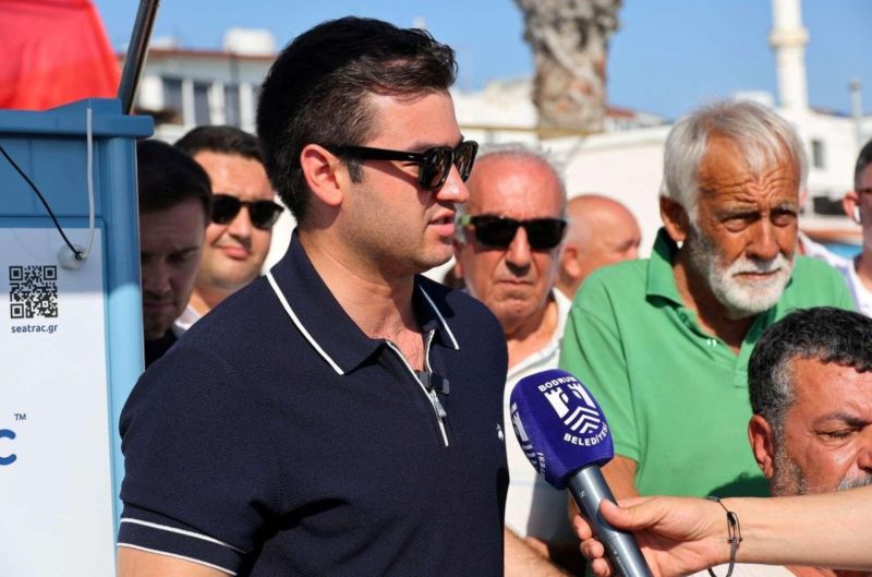 TURGUTREİS HALK PLAJINA ÖZEL GEREKSİNİMLİ BİREYLER İÇİN RAYLI SİSTEM KURDUK