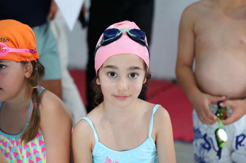ÜCRETSİZ YÜZME KURSLARIMIZI BAŞLATTIK