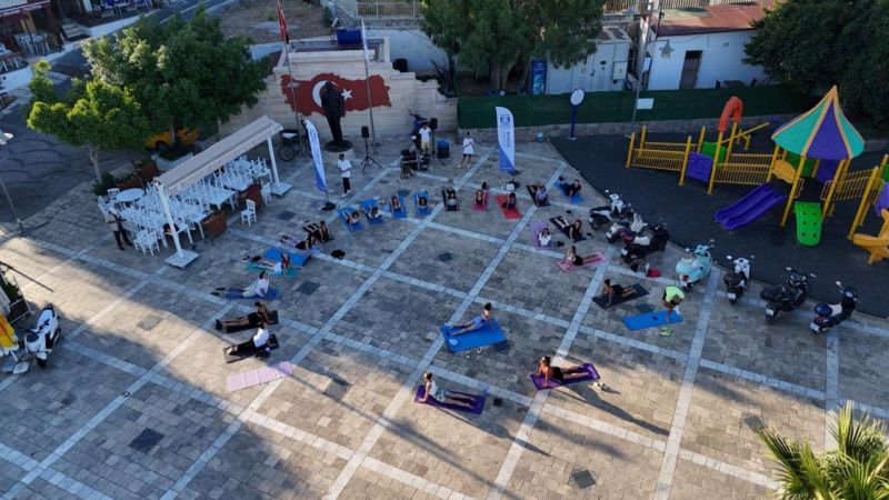 SAĞLIKLI YAŞAM İÇİN AÇIK HAVA YOGA GÜNLERİ BAŞLATILDI