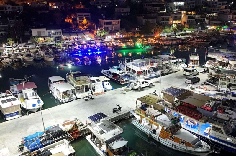 AYDINLATMA YENİLEME ÇALIŞMALARINA DEVAM EDİYORUZ
