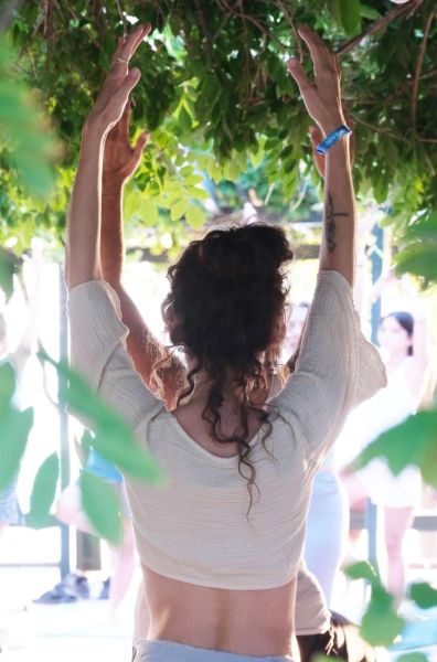 AÇIK HAVA YOGA GÜNLERİNİN İKİNCİSİ TURGUTREİS'TE GERÇEKLEŞTİRİLDİ
