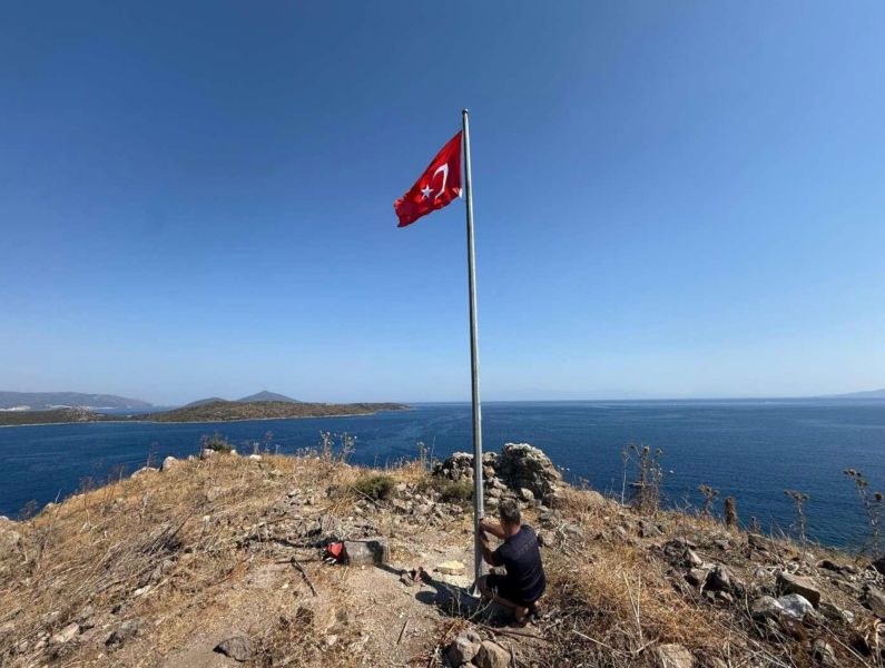 BAYRAK YENİLEME ÇALIŞMALARI GERÇEKLEŞTİRDİK