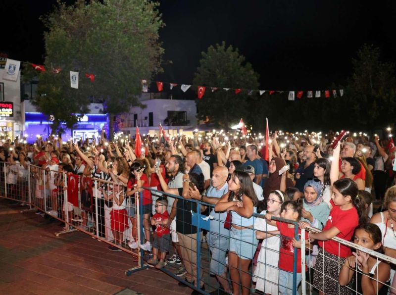 30 AĞUSTOS ZAFER BAYRAMINI TÖREN VE ETKİNLİKLERLE KUTLADIK