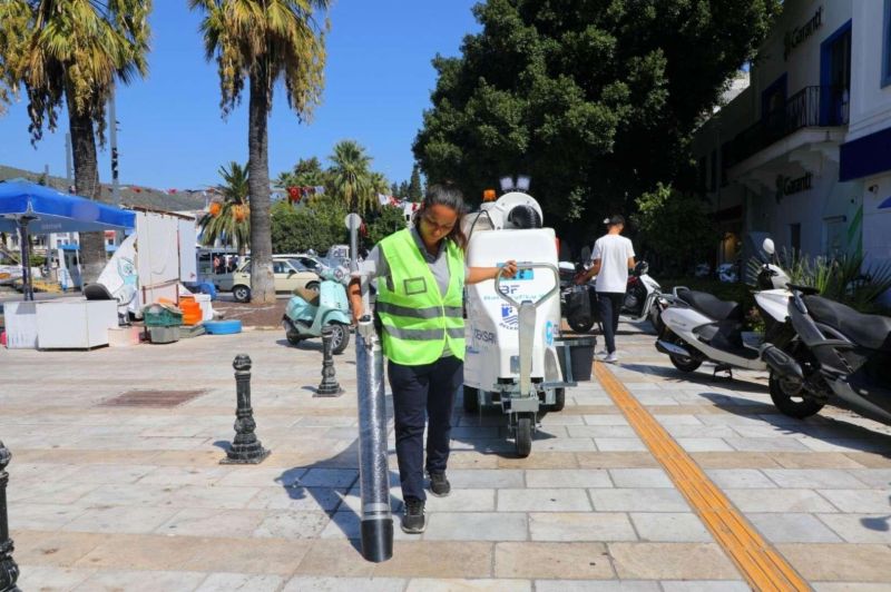 YENİ NESİL ELEKTRİKLİ YOL SÜPÜRME ARAÇLARI HİZMETE GİRDİ