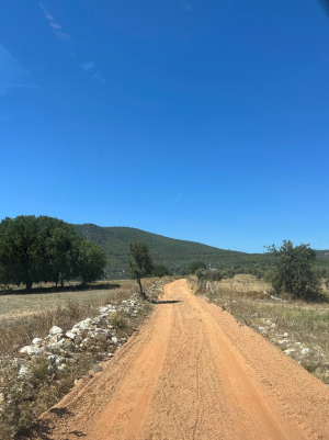 PINARLIBELEN MAHALLESİ BEYLİK OVASI MEVKİİ KADASTRAL YOL DÜZENLEME ÇALIŞMALARI TAMAMLANDI