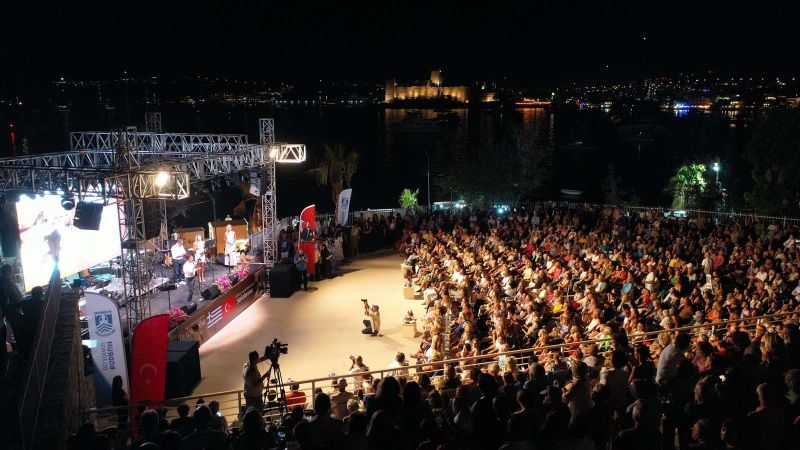 KOS BELEDİYESİ İLE DOSTLUK KONSERİ DÜZENLEDİK