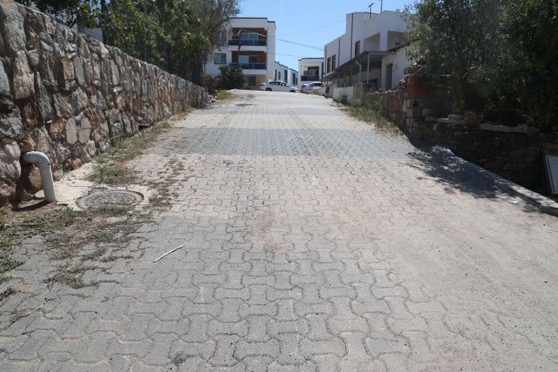 MUMCULAR MAHALLESİ 8287 SOKAK'TA PARKE DÖŞEME ÇALIŞMALARINI TAMAMLADI