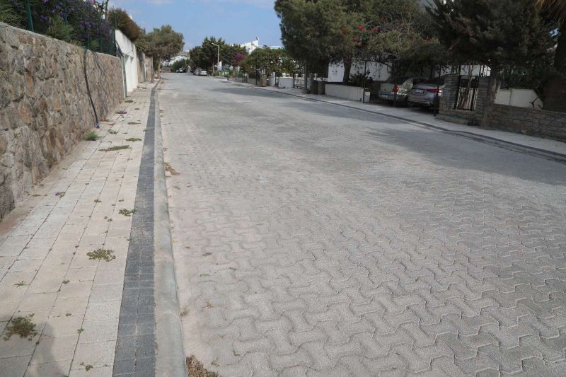AKYARLAR MAHALLESİ 4279 SOKAK'TA ASFALT SERİM ÇALIŞMALARIMIZ TAMAMLADI