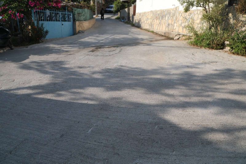 İSLAMHANELERİ MAHALLESİ 5262, 5266, 5268 SOKAKLARDA BETON YOL ÇALIŞMALARINI TAMAMLADI
