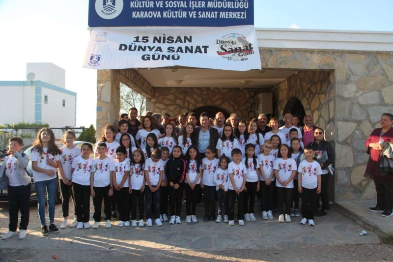 DÜNYA SANAT GÜNÜ ETKİNLİKLERİ KAPSAMINDA HAZIRLANAN ETKİNLERİ GERÇEKLEŞTİRDİK