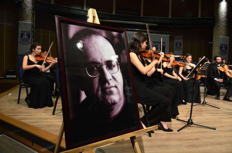 UĞUR MUMCU'YU ANMA KONSERİ DÜZENLEDİK