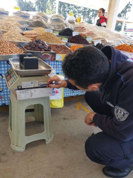 PAZAR YERLERİNDE ÖLÇÜ VE TARTI ALETLERİ DENETİMİ GERÇEKLEŞTİRDİK