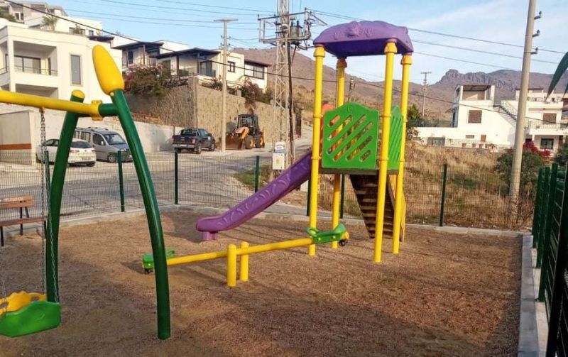 ÇOCUK ARKLARINDA BAKIMVE TEMİZLİK ÇALIŞMASI YAPILDI