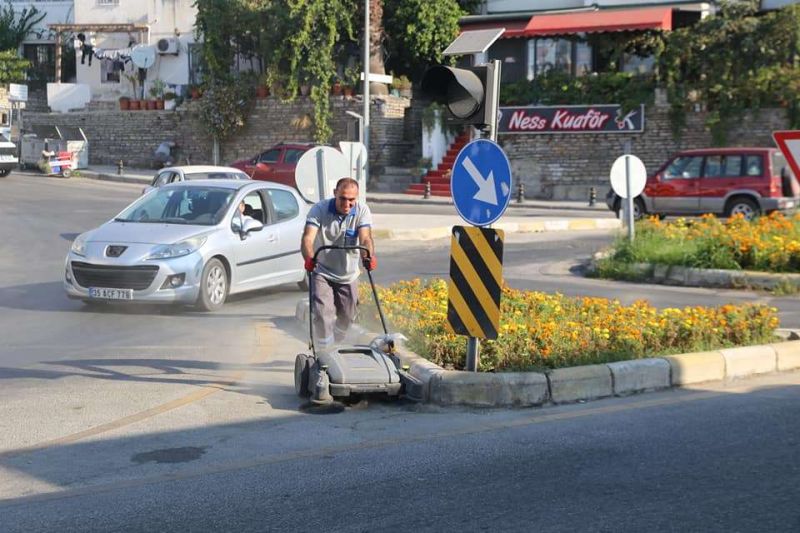 CEVAT ŞAKİR MAHALLESİNDE KAPSAMLI TEMİZLİK GERÇEKLEŞTİRİLDİ