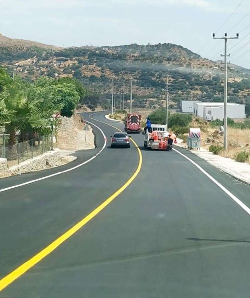 GÜMÜŞLÜK VE KOYUNABABA'DA ASFALT VE YOL ÇİZGİSİ ÇALIŞMASI YAPILDI