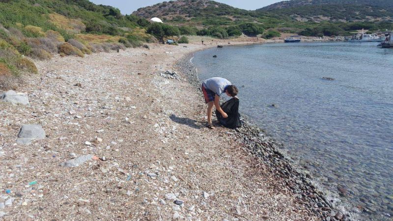 ADA BOĞAZI'NDA KIYI TEMİZLİĞİ YAPILDI