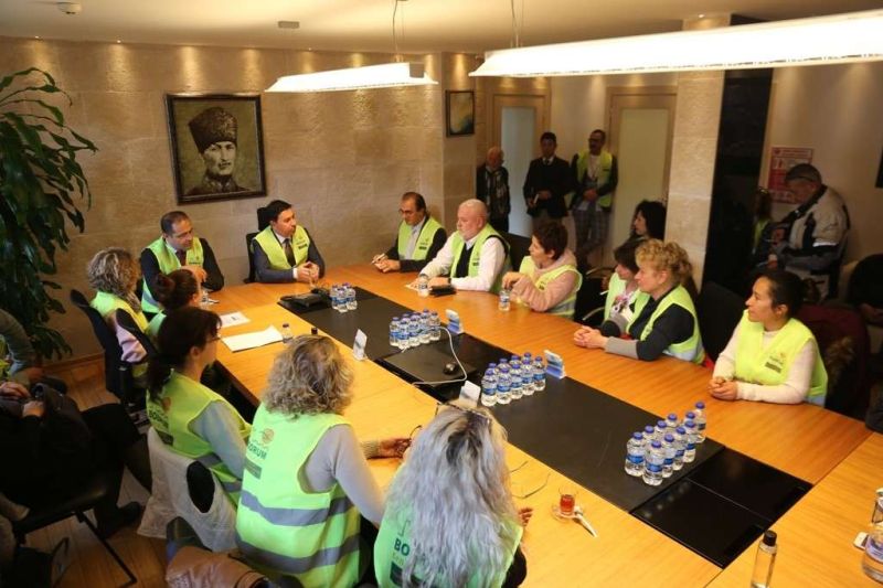 HAYVANLARIN YAŞAM HAKKI İÇİN MAHALLE GÖNÜLÜLERİ PROJESİ BAŞLATILDI