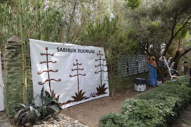 SABIRLIK AĞACI SERGİSİ AÇILDI