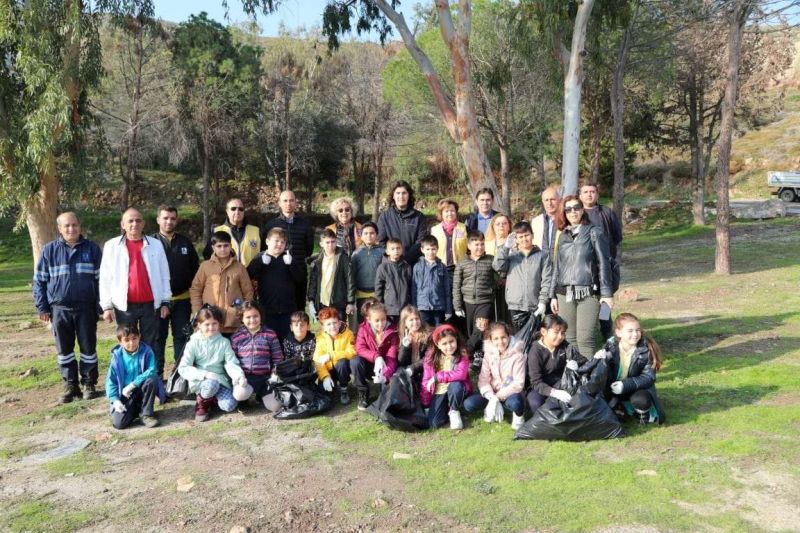 YALIKAVAK KÜDÜR'DE TEMİZLİK ETKİNLİĞİ GERÇEKLEŞTİRDİK