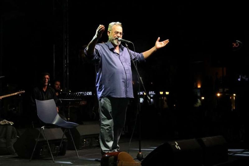 DÜNYA BARIŞ GÜNÜ'NDE TOLGA ÇANDAR KONSERİ DÜZENLEDİK