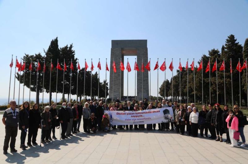 ŞEHİT YAKINLARI VE GAZİLERİMİZ İÇİN ÇANAKKALEYE TARİH VE KÜLTÜR GEZİSİ DÜZENLEDİK