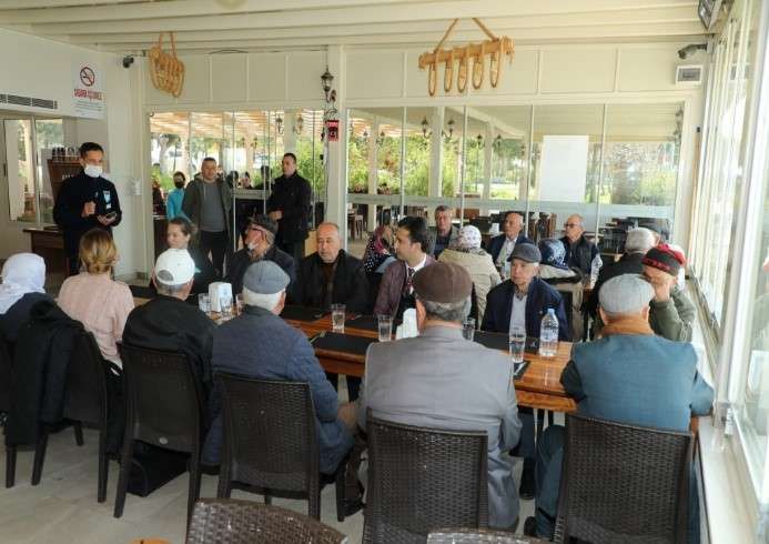 YAŞLILARA SAYGI PROJESİ KAPSAMINDA SİNEMA GÖSTERİMİ GERÇEKLEŞTİRDİK
