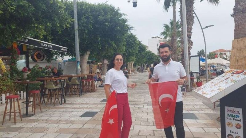 CUMHURİYETİMİZİN 100. YILINDA ESNAFLARIMIZA TÜRK BAYRAĞI DAĞITTIK