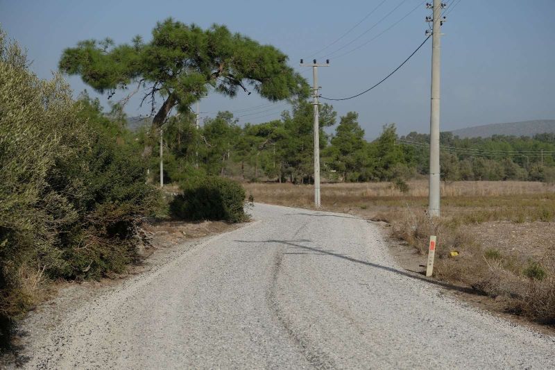 BAHÇEYAKASI MAHALLESİ SATHİ KAPLAMA ÇALIŞMASI TAMAMLANDI