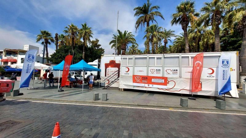 BELEDİYEMİZ VE TÜRK KIZILAY'I İŞBİRLİĞİNDE KAN BAĞIŞI ETKİNLİĞİ DÜZENLENDİ