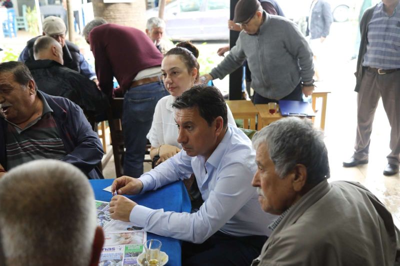 COMMUNITY MEETING IN BITEZ NEIGHBORHOOD