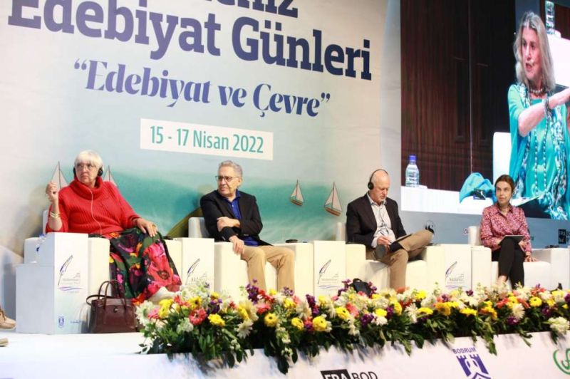 1.AKDENİZ EDEBİYAT GÜNLERİ DÜZENLENDİ