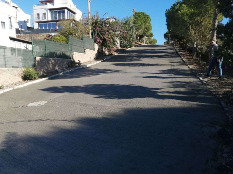 KOYUNBABA MAHALLESİ ÇİĞDEM SOKAK'TA BETON YOL ÇALIŞMASI TAMAMLANDI