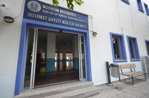 Mehmet Bayzit Kültür Merkezi